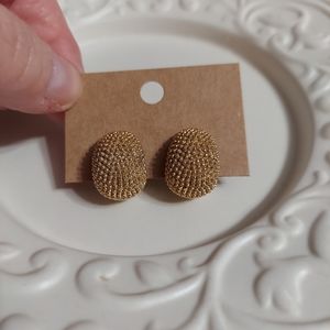 E. Pearl Designer 'Reversible Hugs' Clip-On Earrin